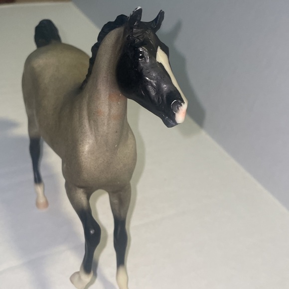 Breyer horse blue roan quarter horse - Picture 10 of 10